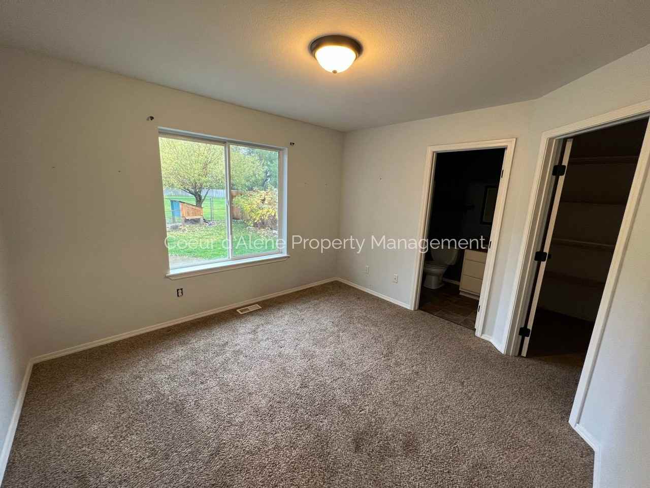 6720 W Legacy Dr - Photo 7 of 11