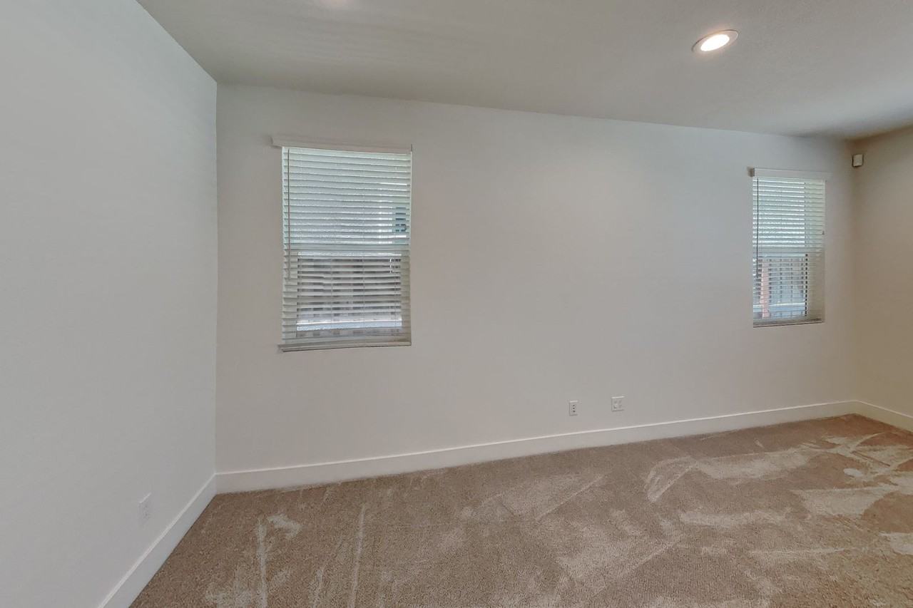 5220 Julia Berger Cir - Photo 2 of 16