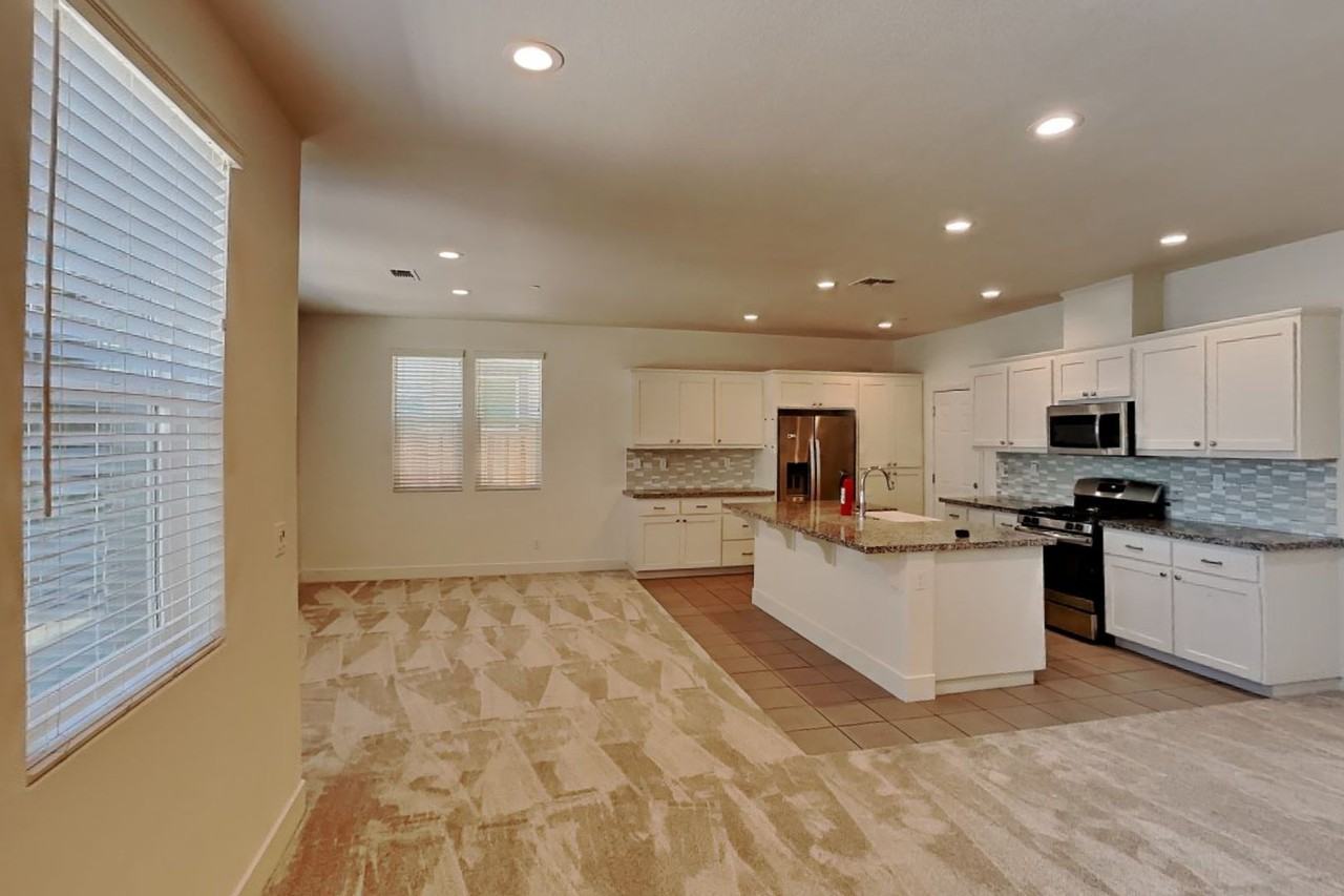5220 Julia Berger Cir - Photo 5 of 16