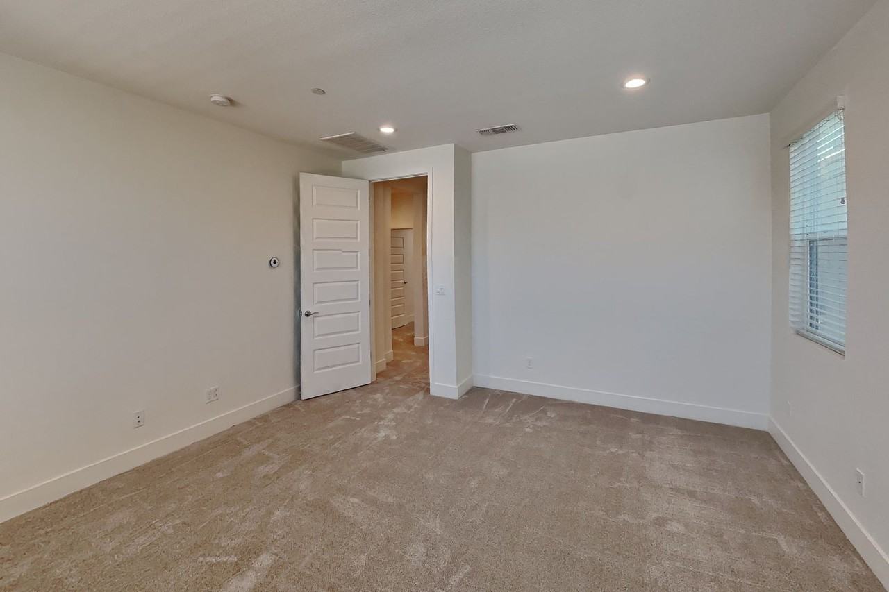 5220 Julia Berger Cir - Photo 6 of 16