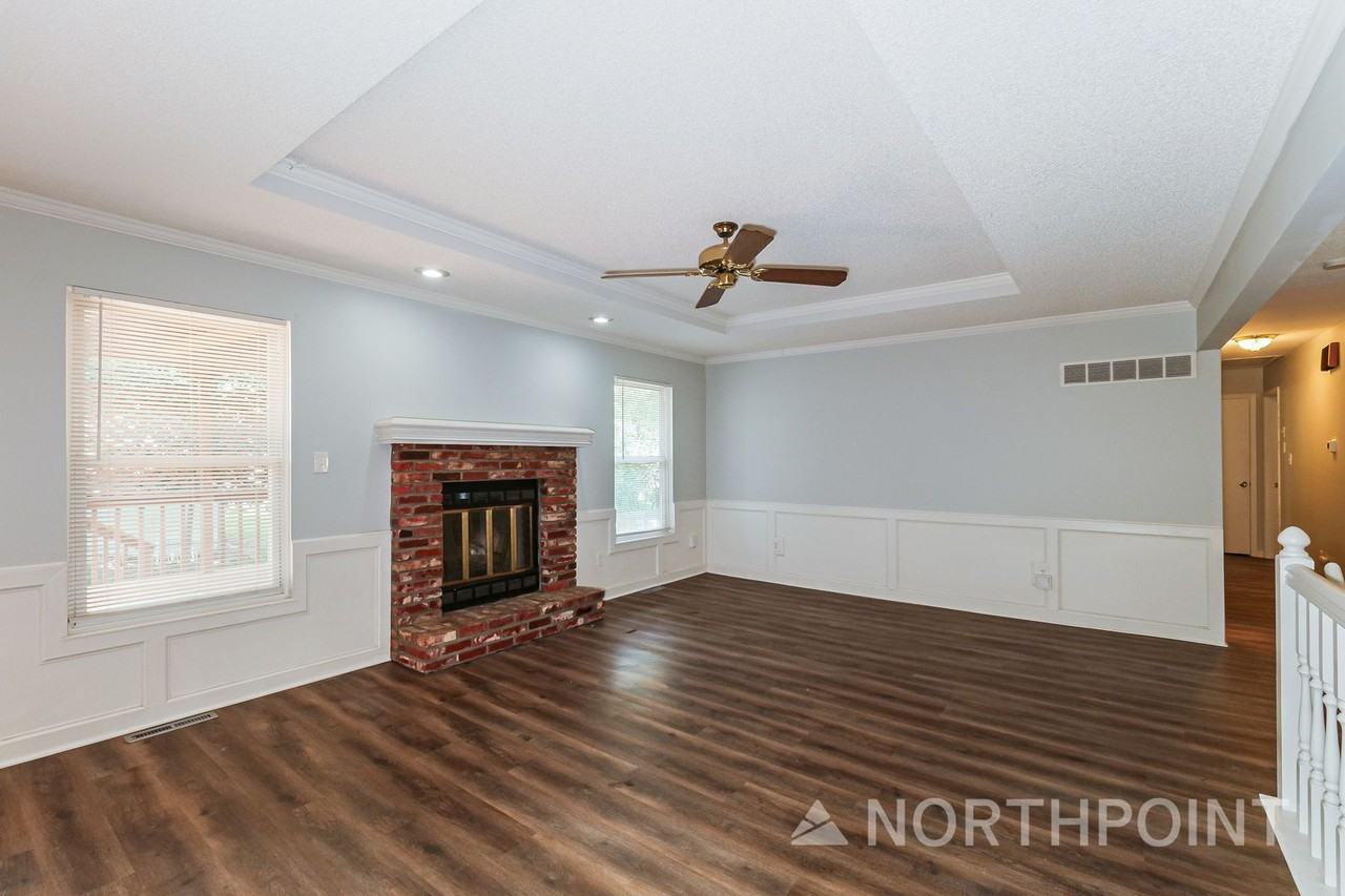 3901 Sw 10th St - Photo 3 of 16