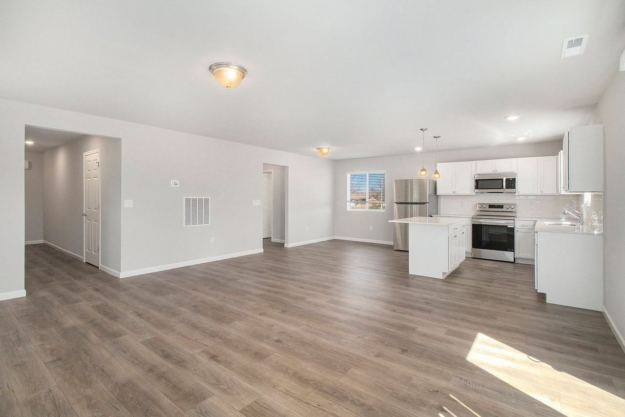 1010 Chittock Ave - Photo 2 of 25