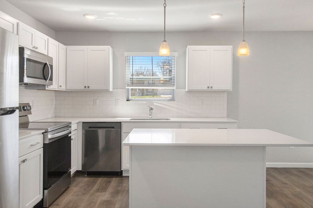 1010 Chittock Ave - Photo 6 of 25