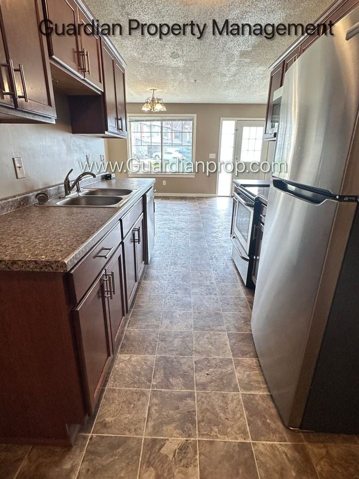 9951 Vera Cruz Ln N - Photo 5 of 20