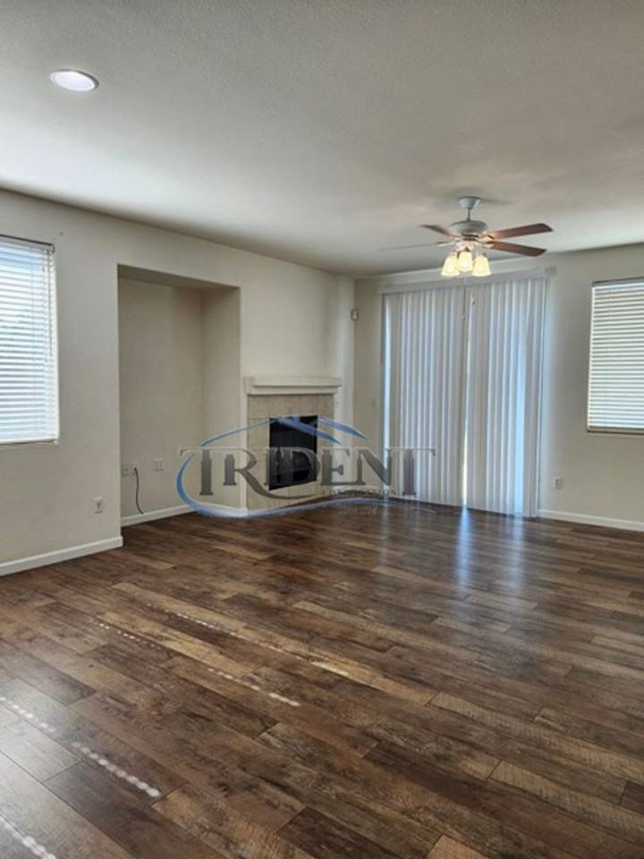 1038 Zanes Dr - Photo 6 of 26