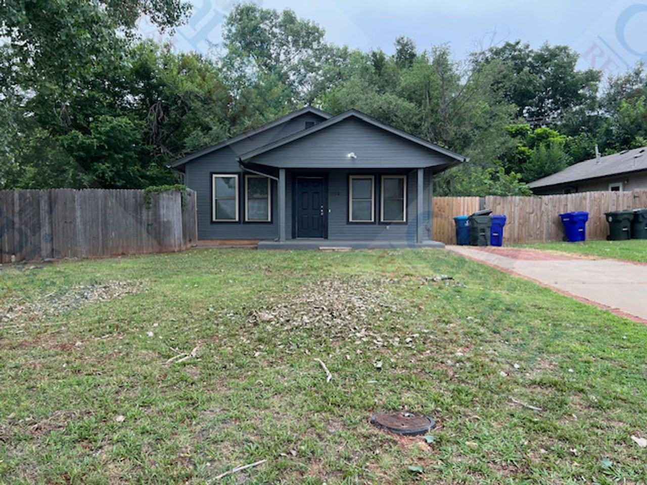 1520 Patricia Dr - Photo 2 of 34