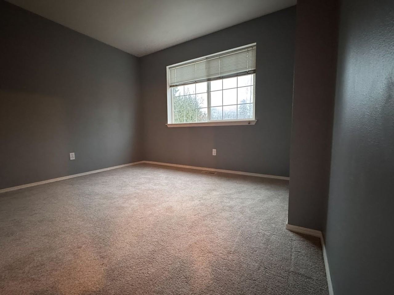 1912 S 368th Pl - Photo 2 of 11