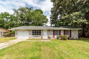 107 Greenhurst Ave - Photo 1 of 1