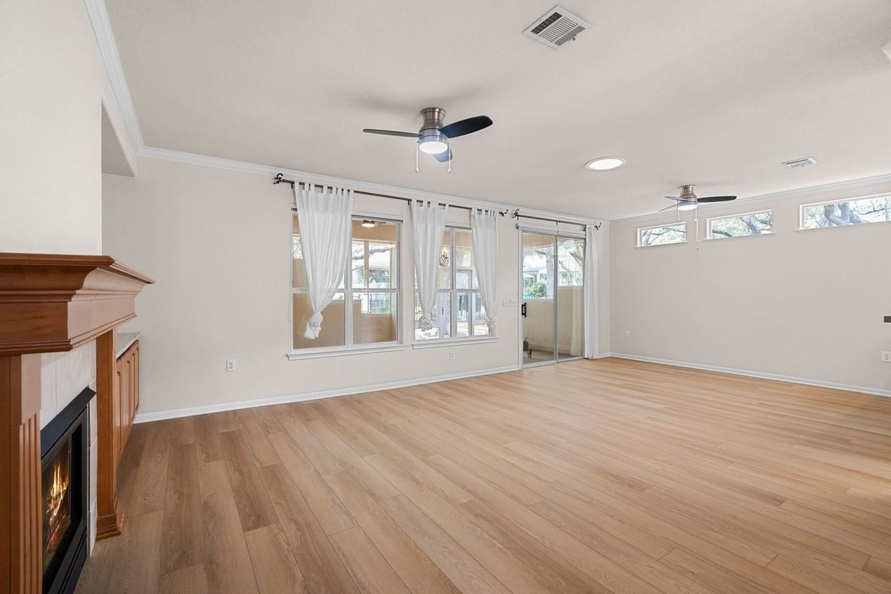 104 Bronco Cir - Photo 6 of 41