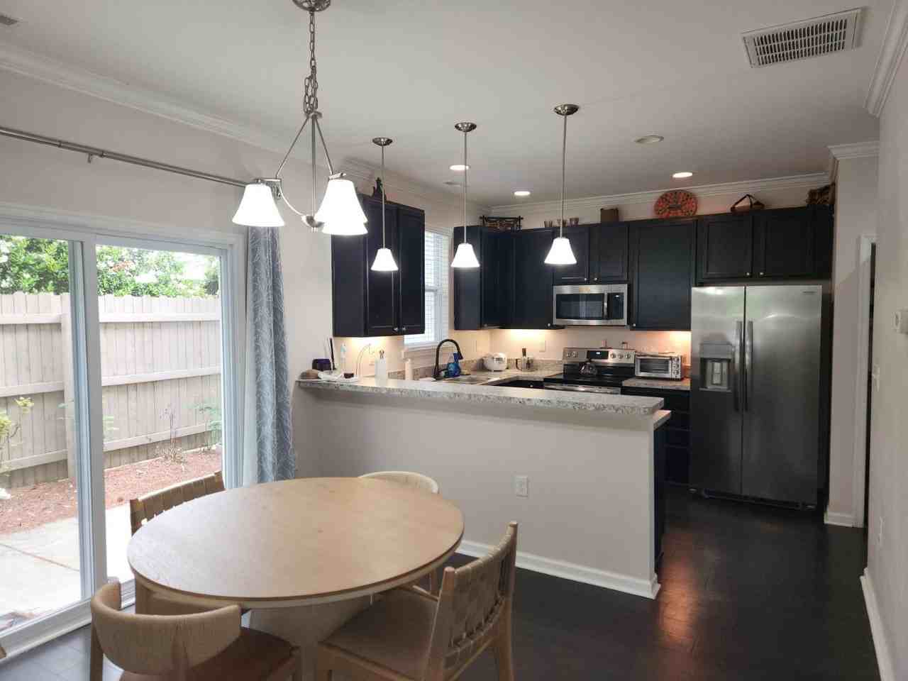 4156 Clarendon Way - Photo 4 of 8