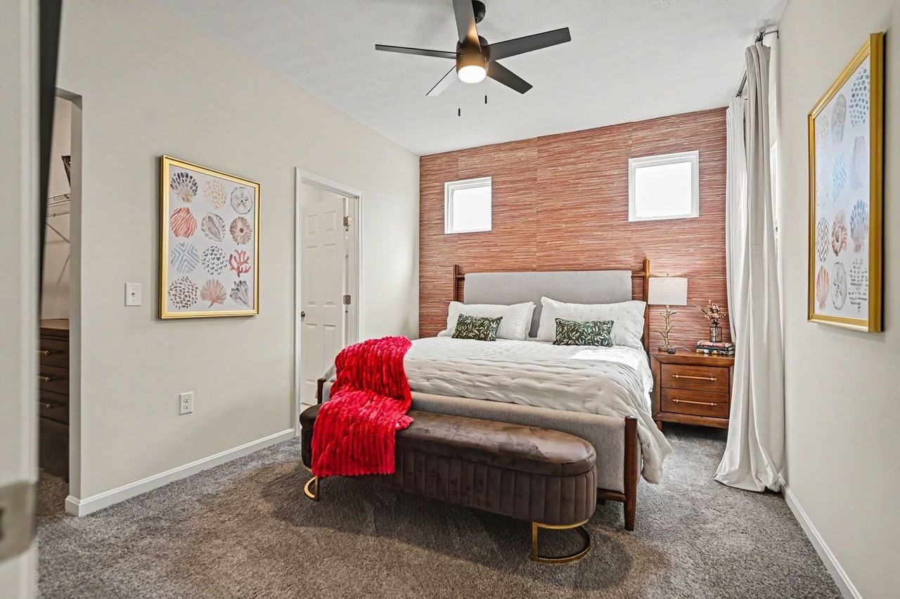 2468 Houston Rd - Photo 3 of 27