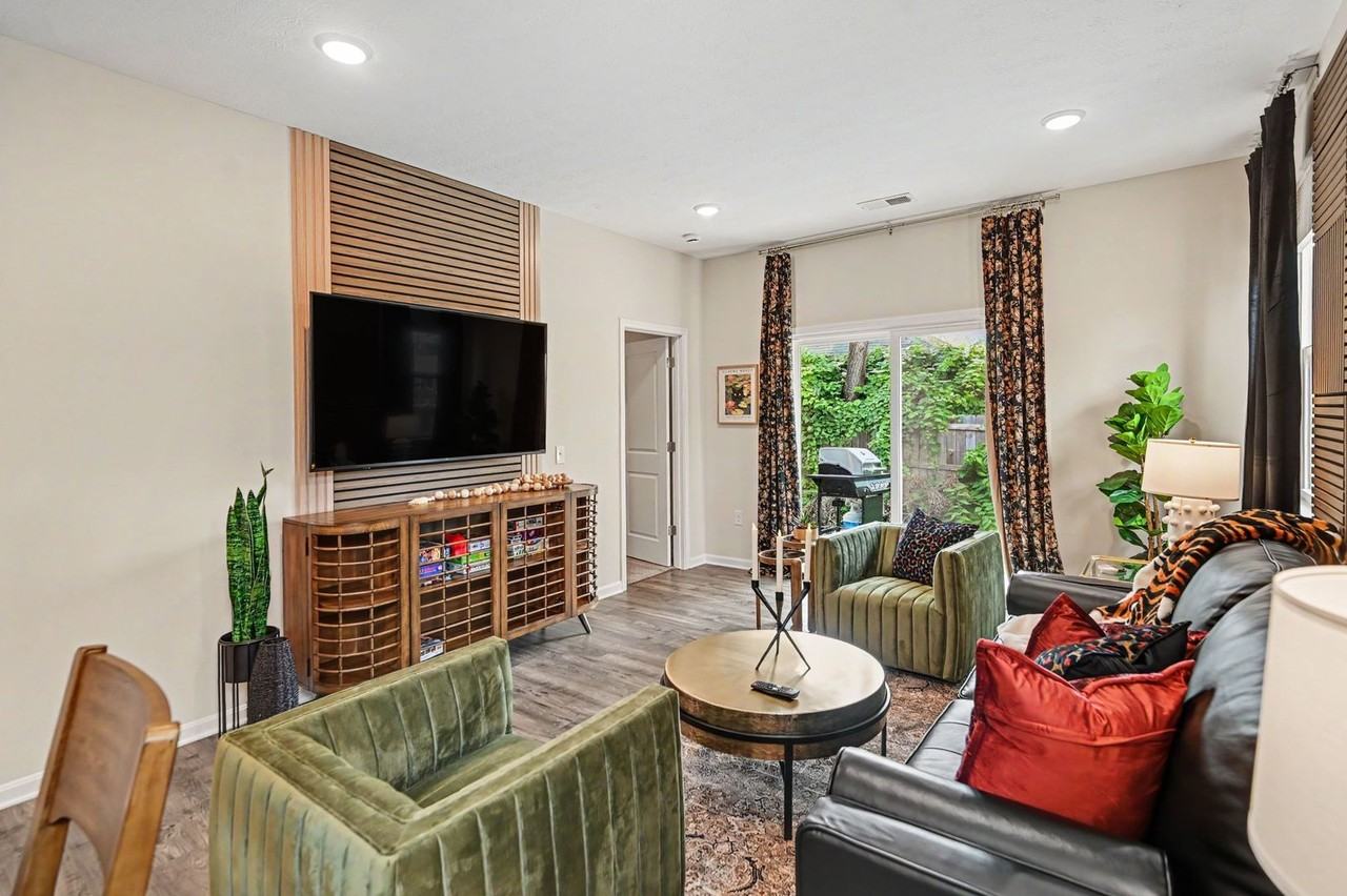 2466 Houston Rd - Photo 2 of 28