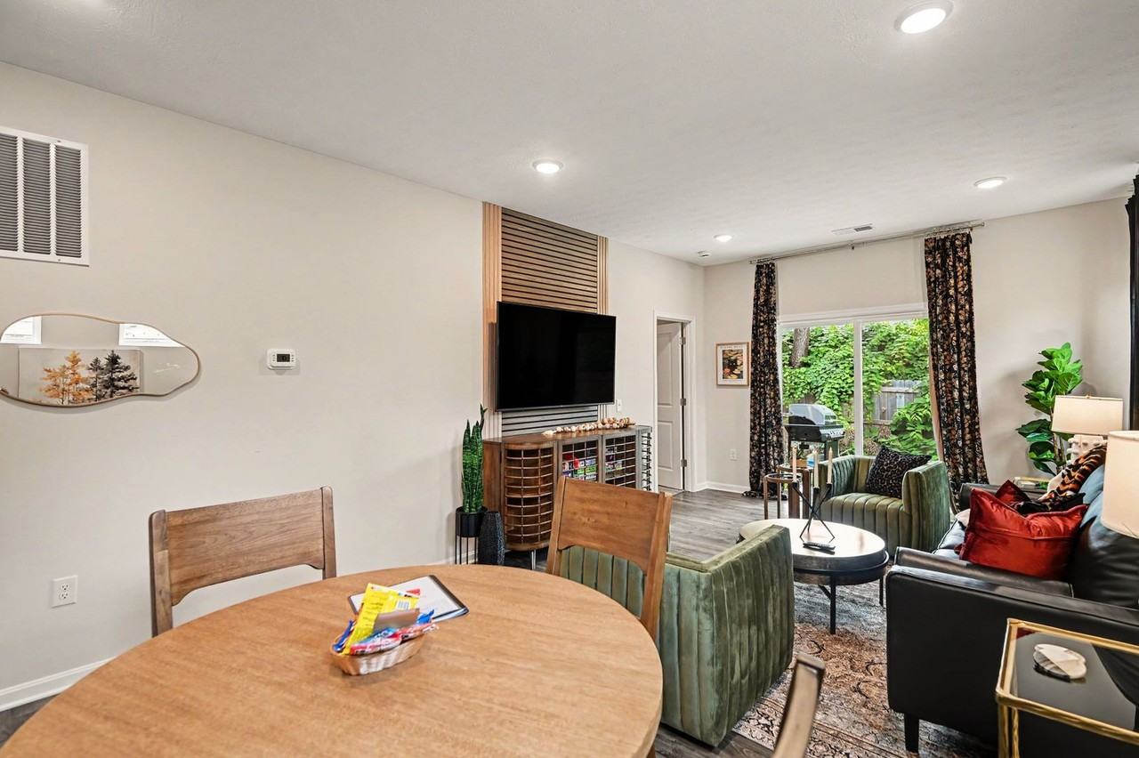2466 Houston Rd - Photo 6 of 28