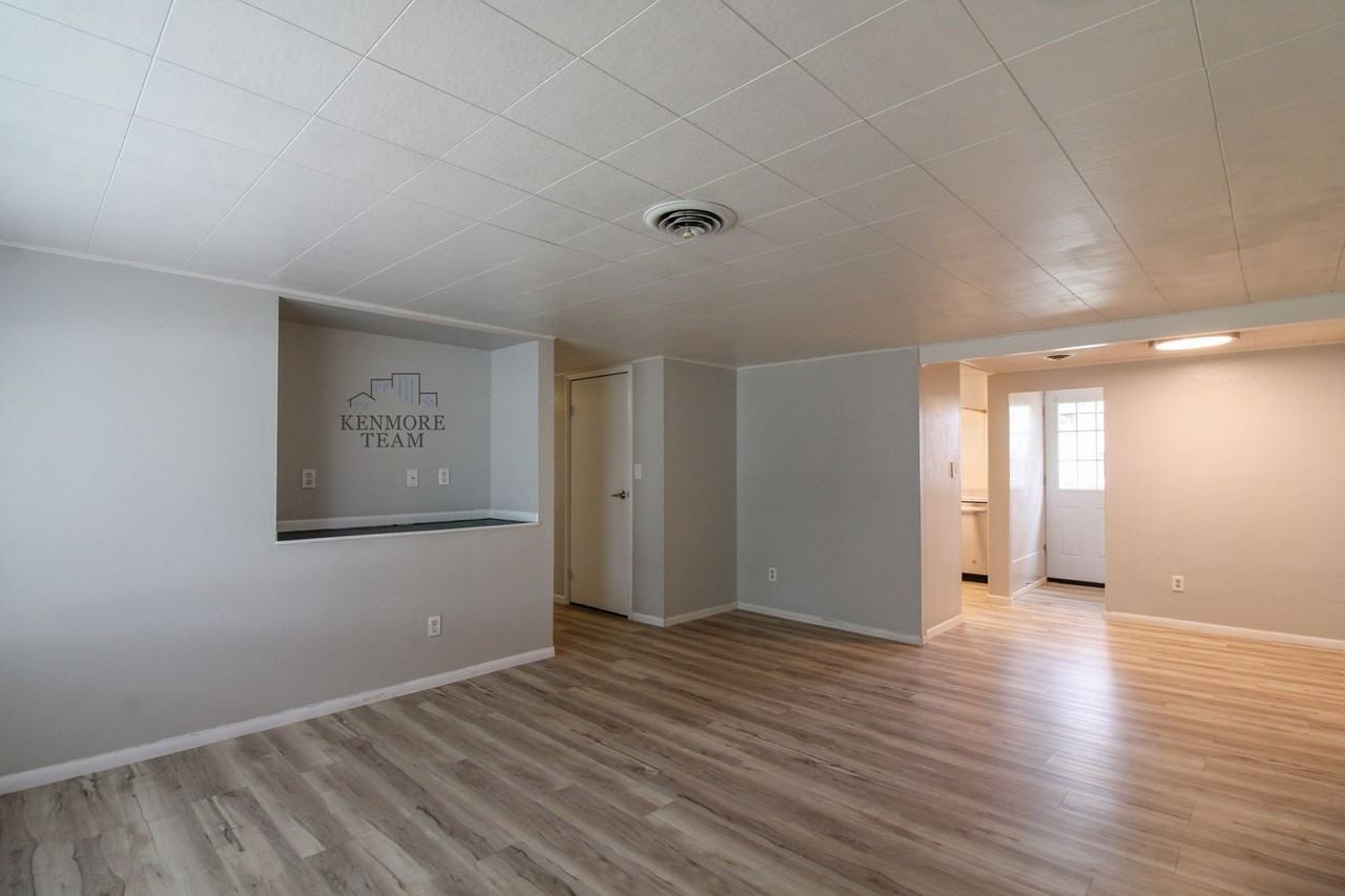1021 Sanford Ave - Photo 6 of 17