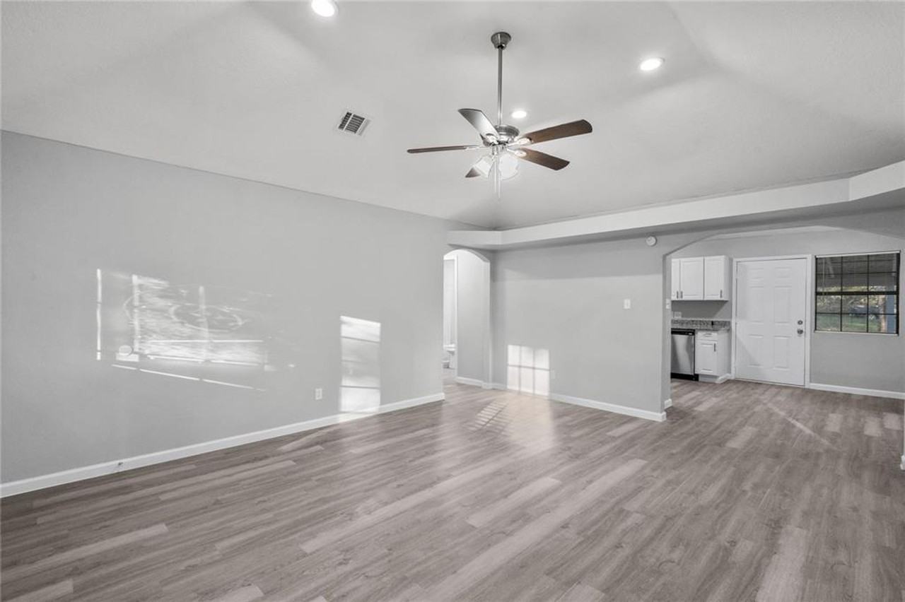 20575 Kings Rd - Photo 4 of 19
