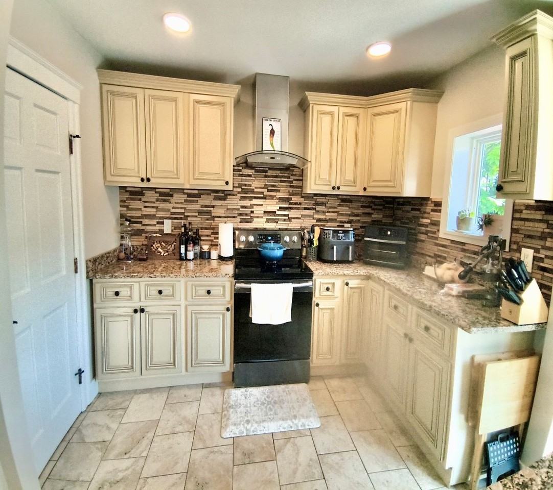 79 Columbia Ave - Photo 2 of 24