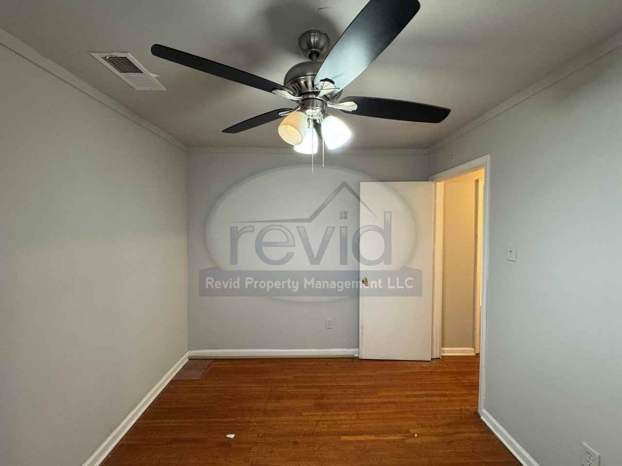 4605 Verne Rd - Photo 7 of 11