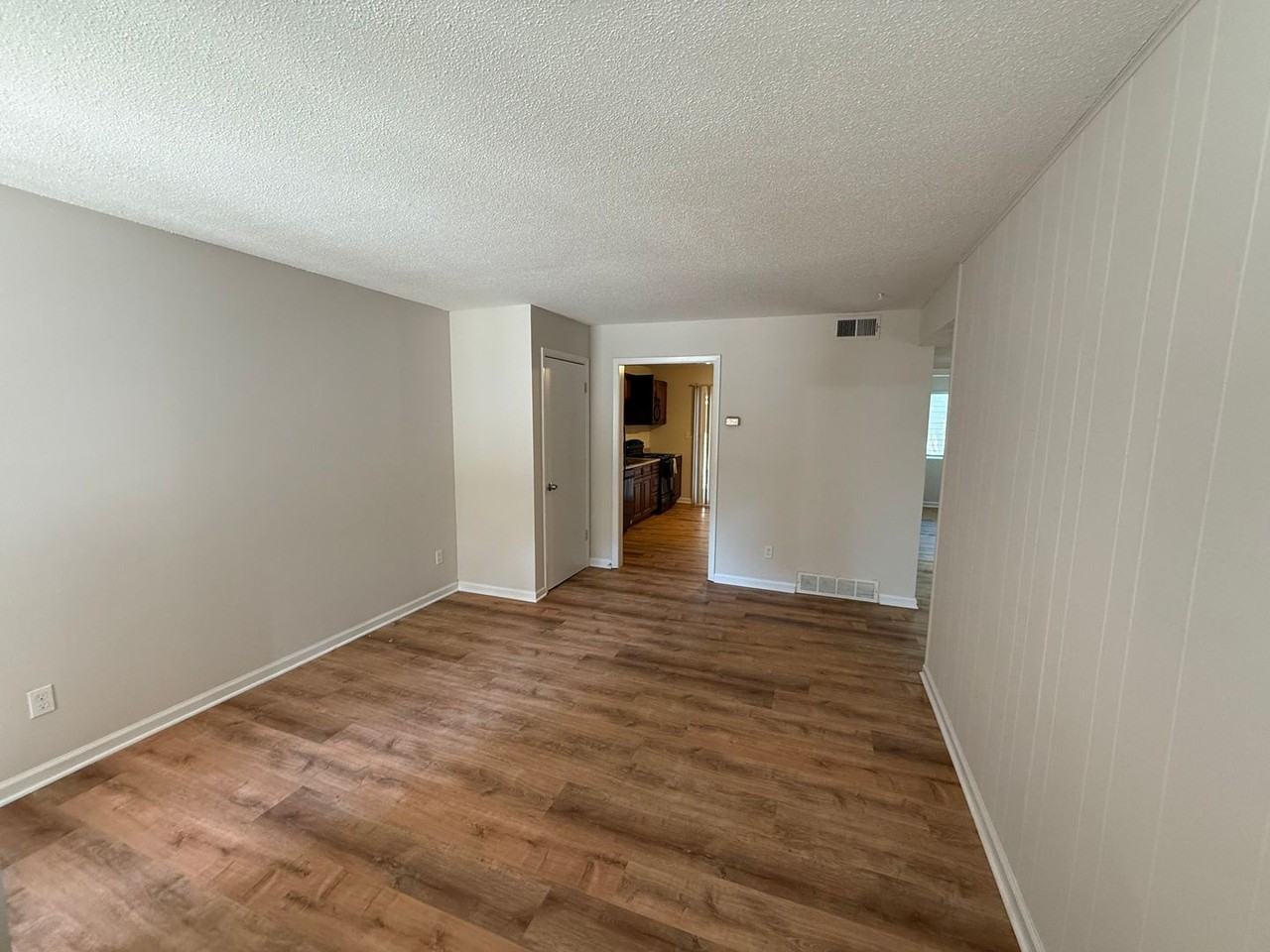 801 N Ann St #2 - Photo 3 of 24