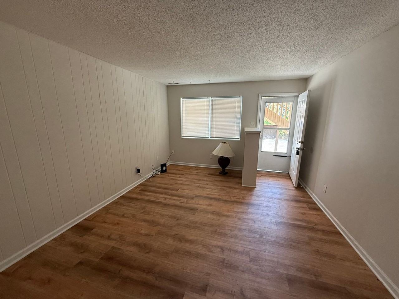 801 N Ann St #2 - Photo 4 of 24