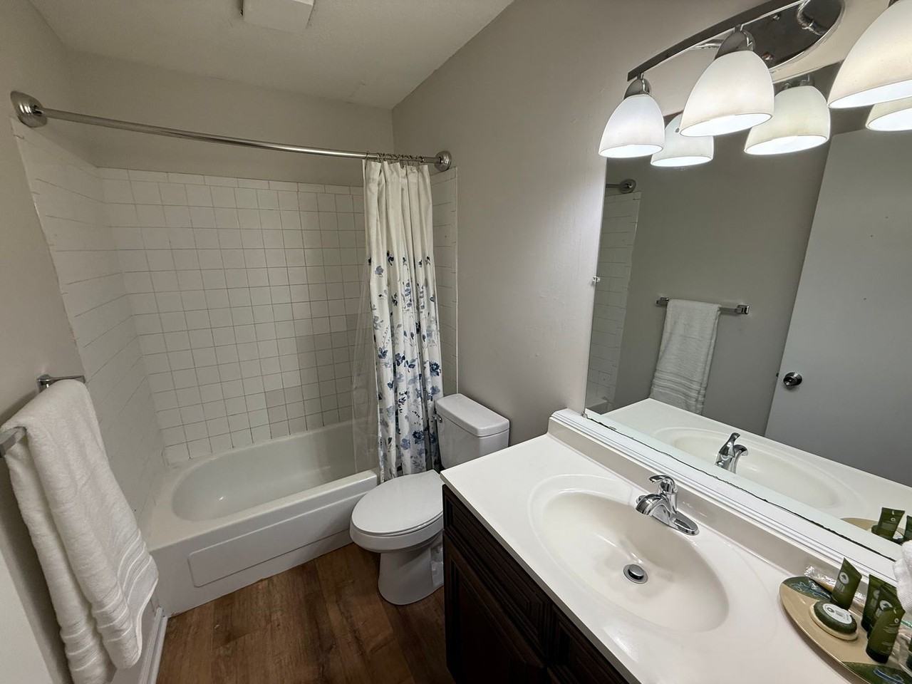 801 N Ann St #2 - Photo 5 of 24
