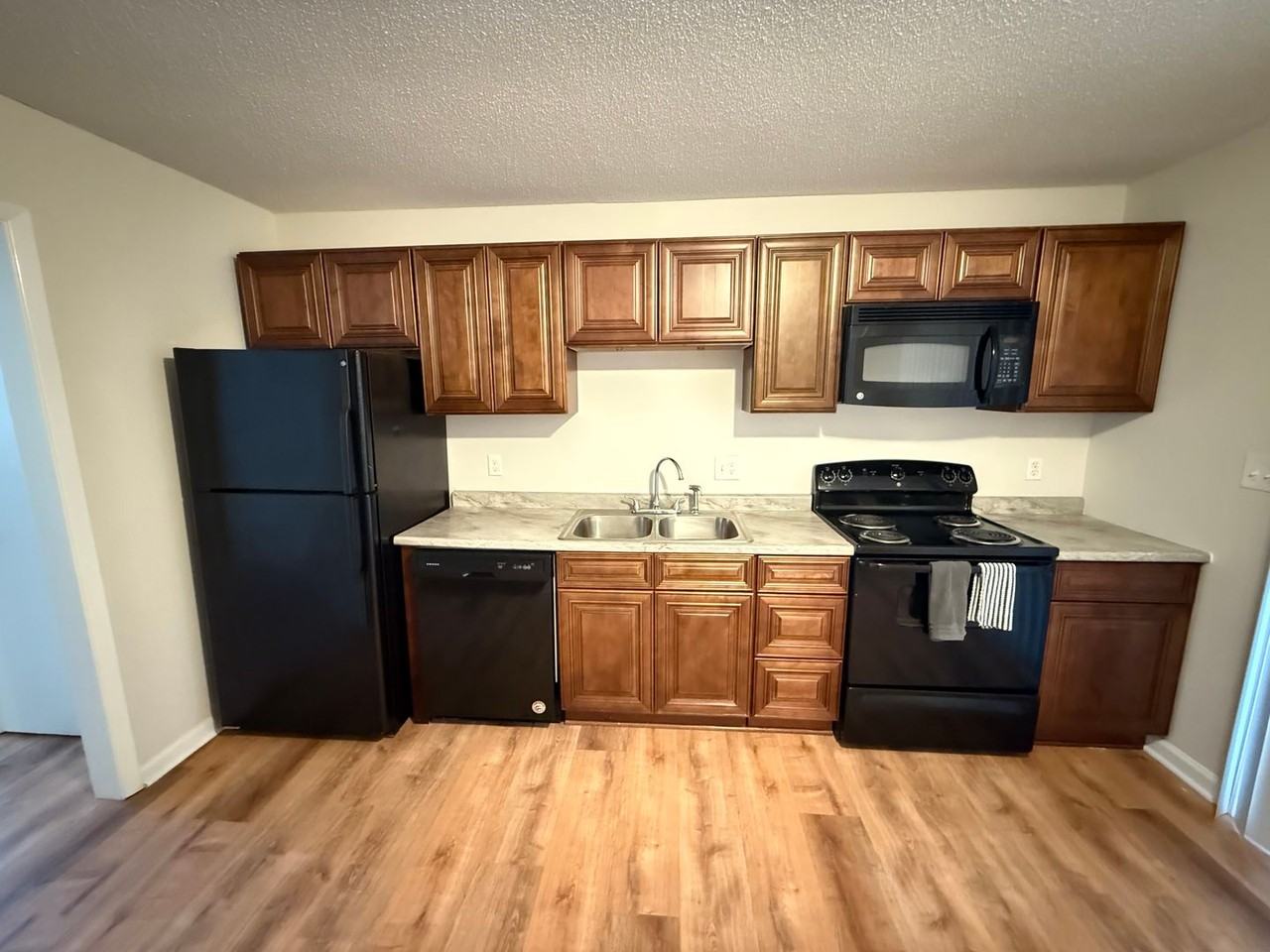 801 N Ann St #2 - Photo 7 of 24