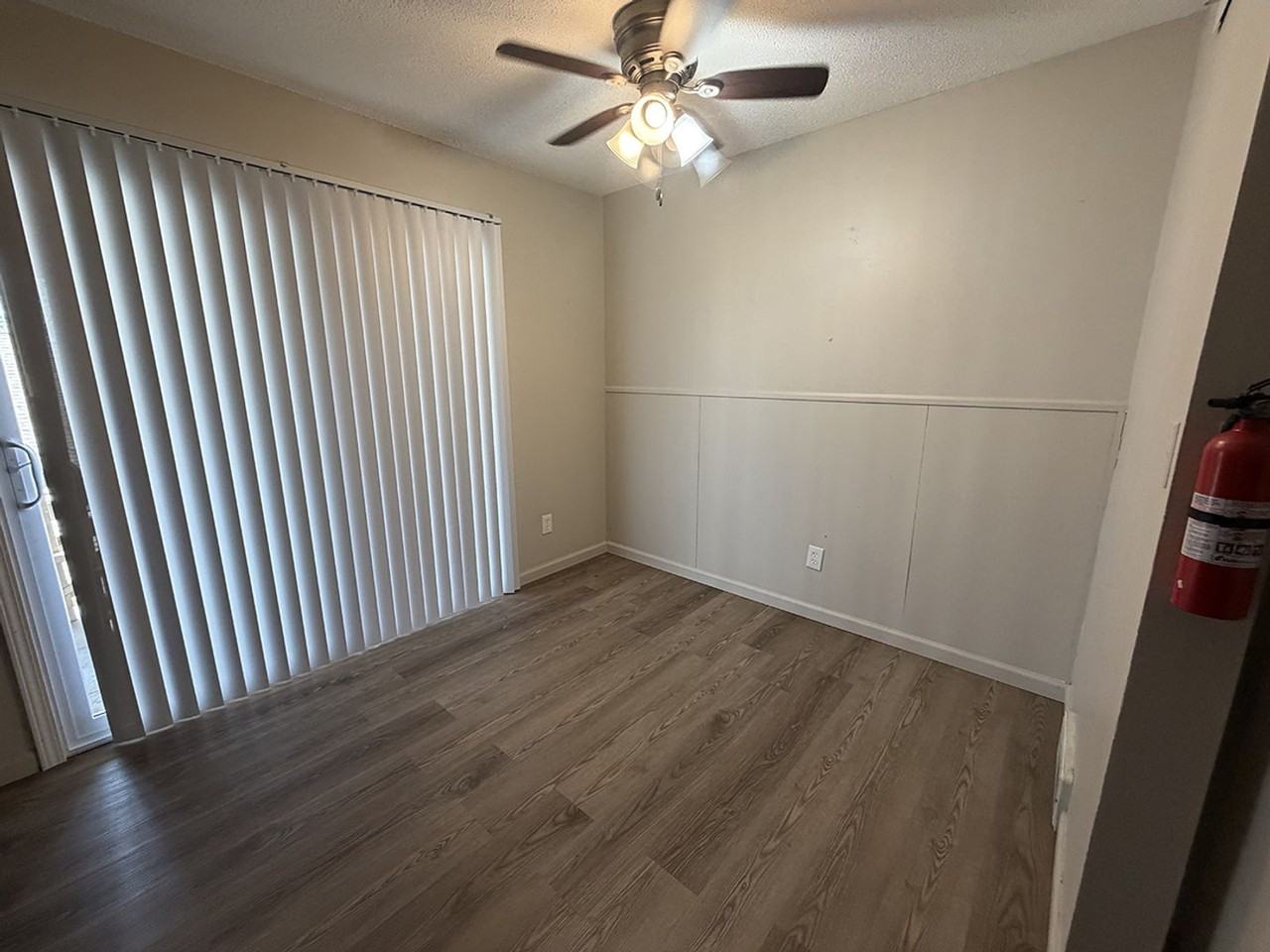 801 N Ann St #9 - Photo 6 of 23
