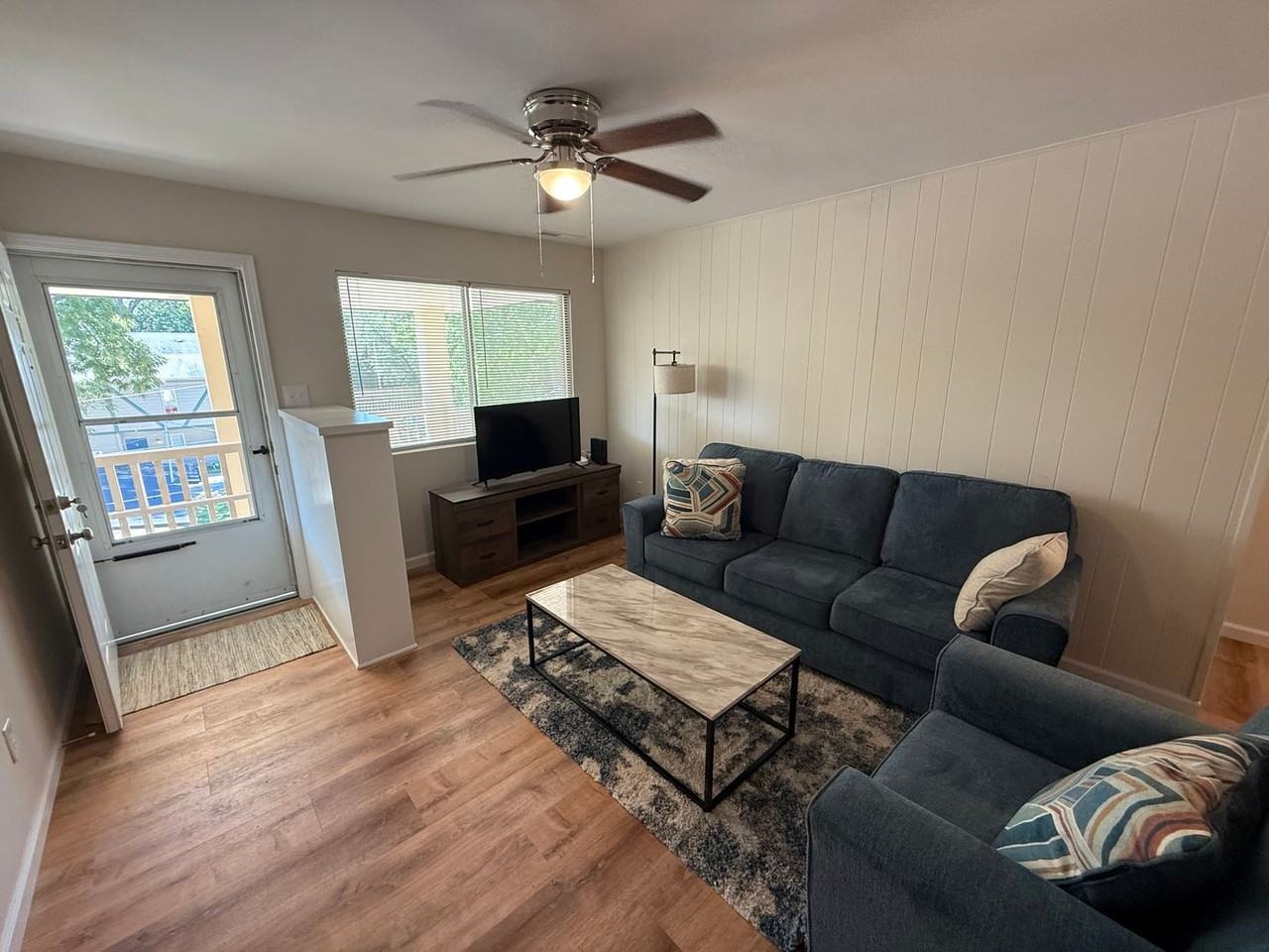 801 N Ann St #10 - Photo 6 of 21