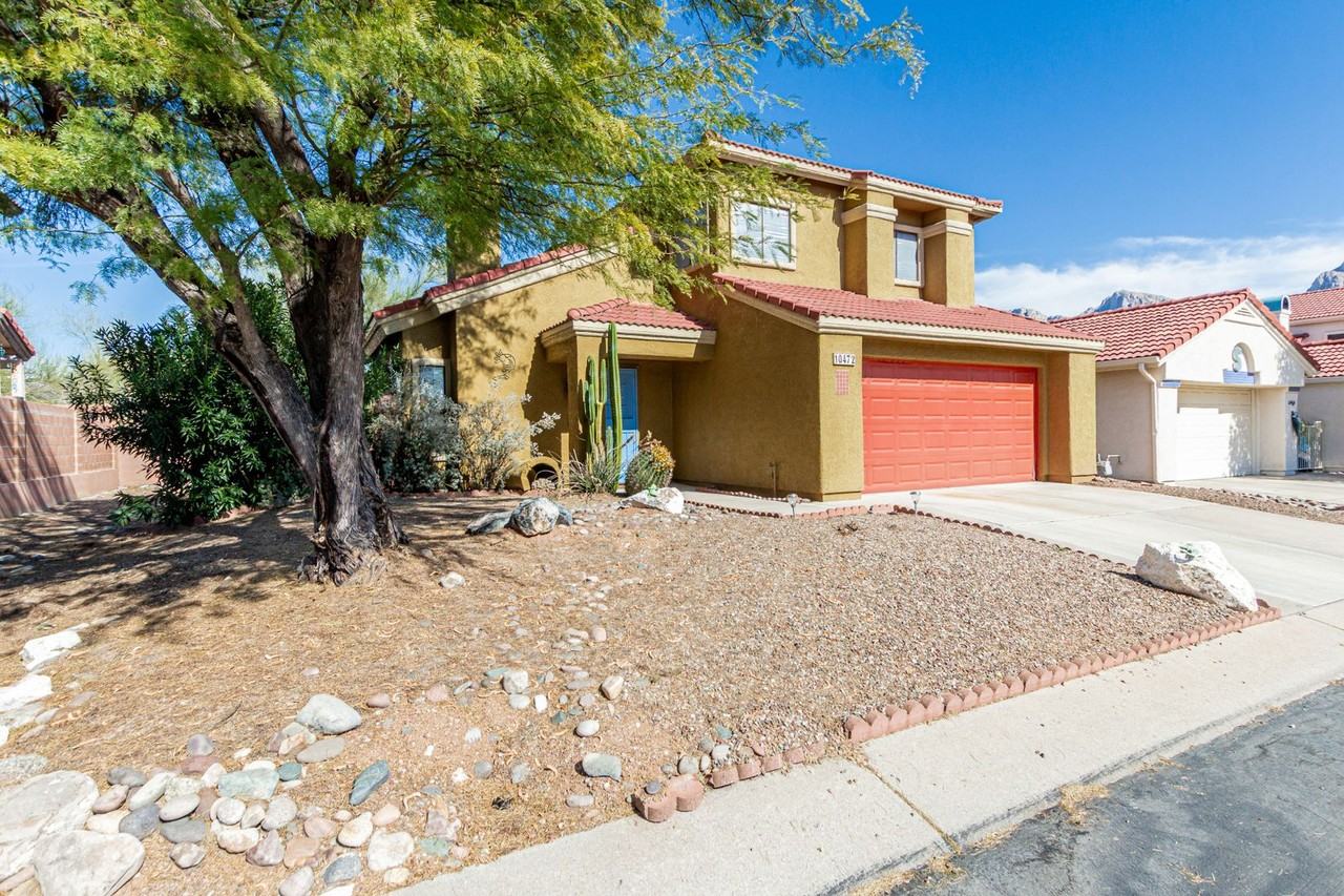 10472 N Fair Mountain Dr - Photo 2 of 37