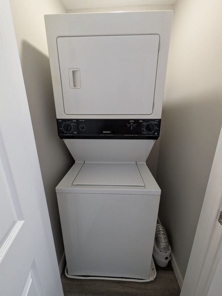 4946 W Thompson St - Photo 4 of 9