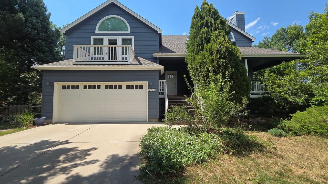 5977 Scotswood Ct - Photo 2 of 48