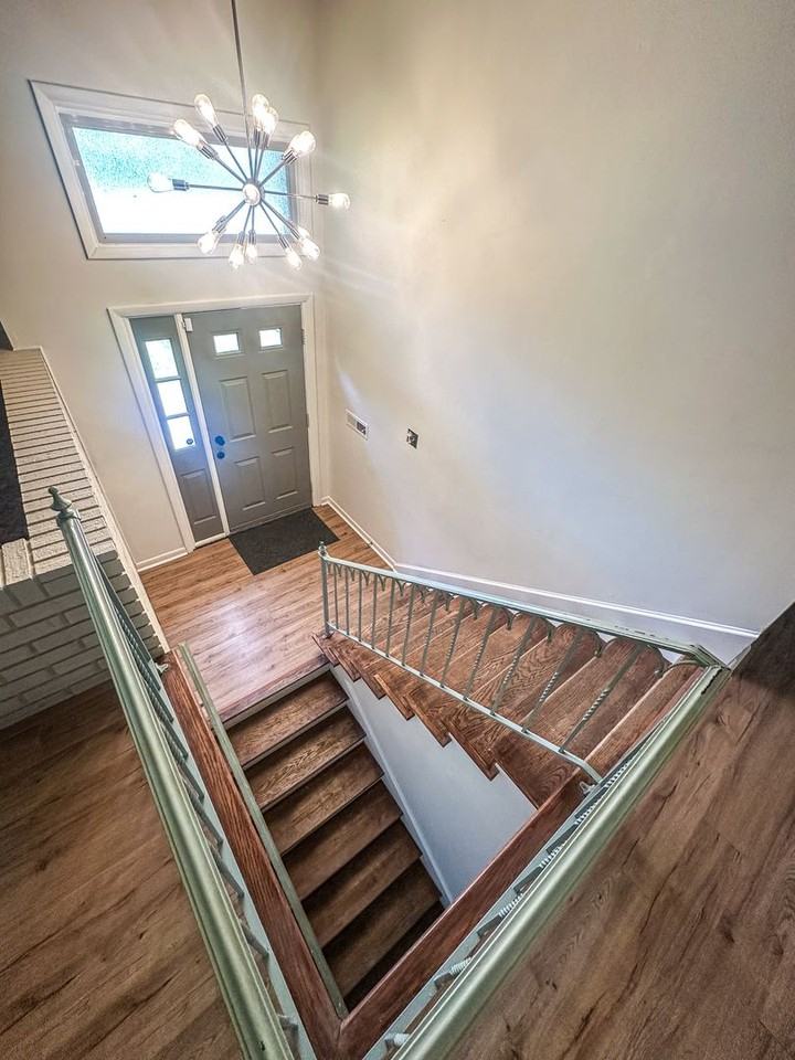 713 Tenikat St - Photo 5 of 39