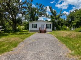 featured image of 18043 Ferry Ave