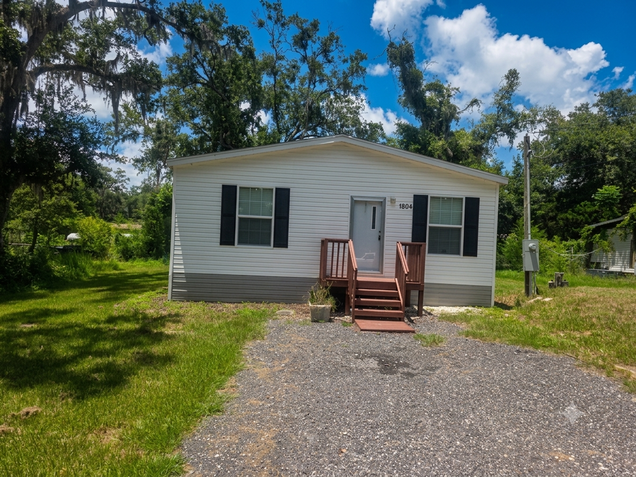 18043 Ferry Ave - Photo 2 of 22