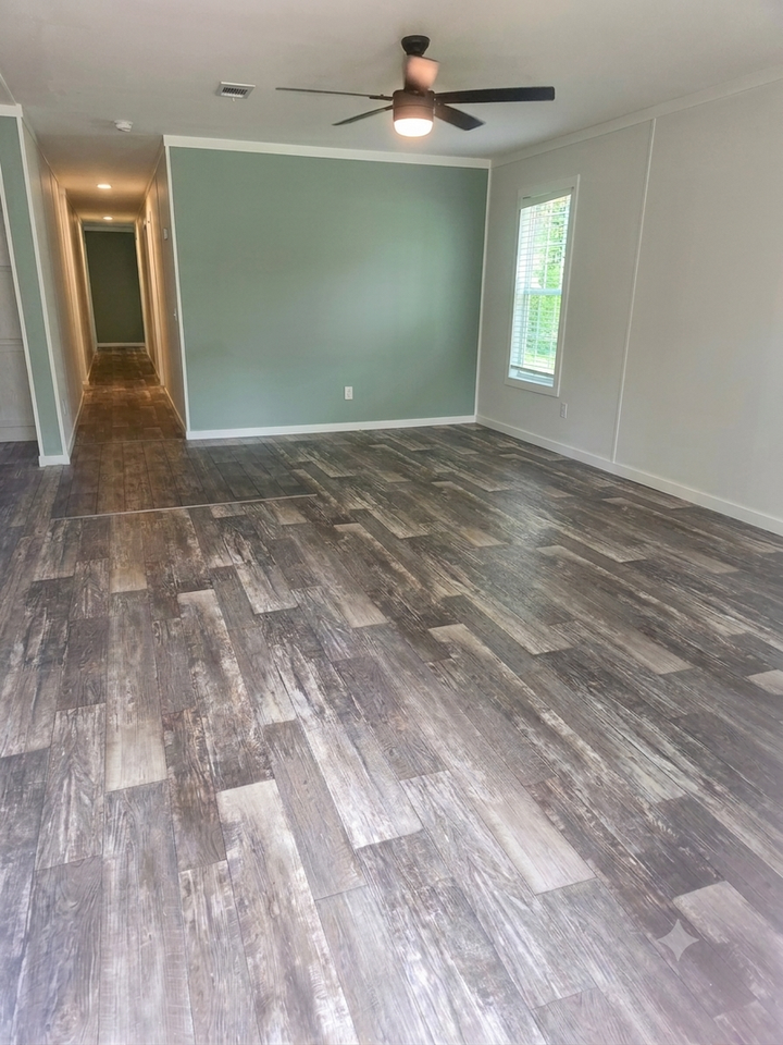 18043 Ferry Ave - Photo 3 of 22