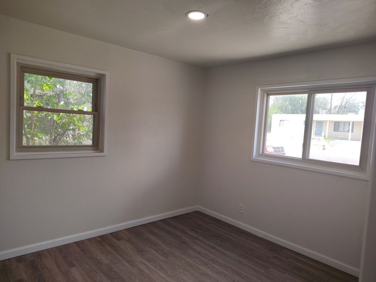 5614 Euclid Ave Ne - Photo 5 of 10