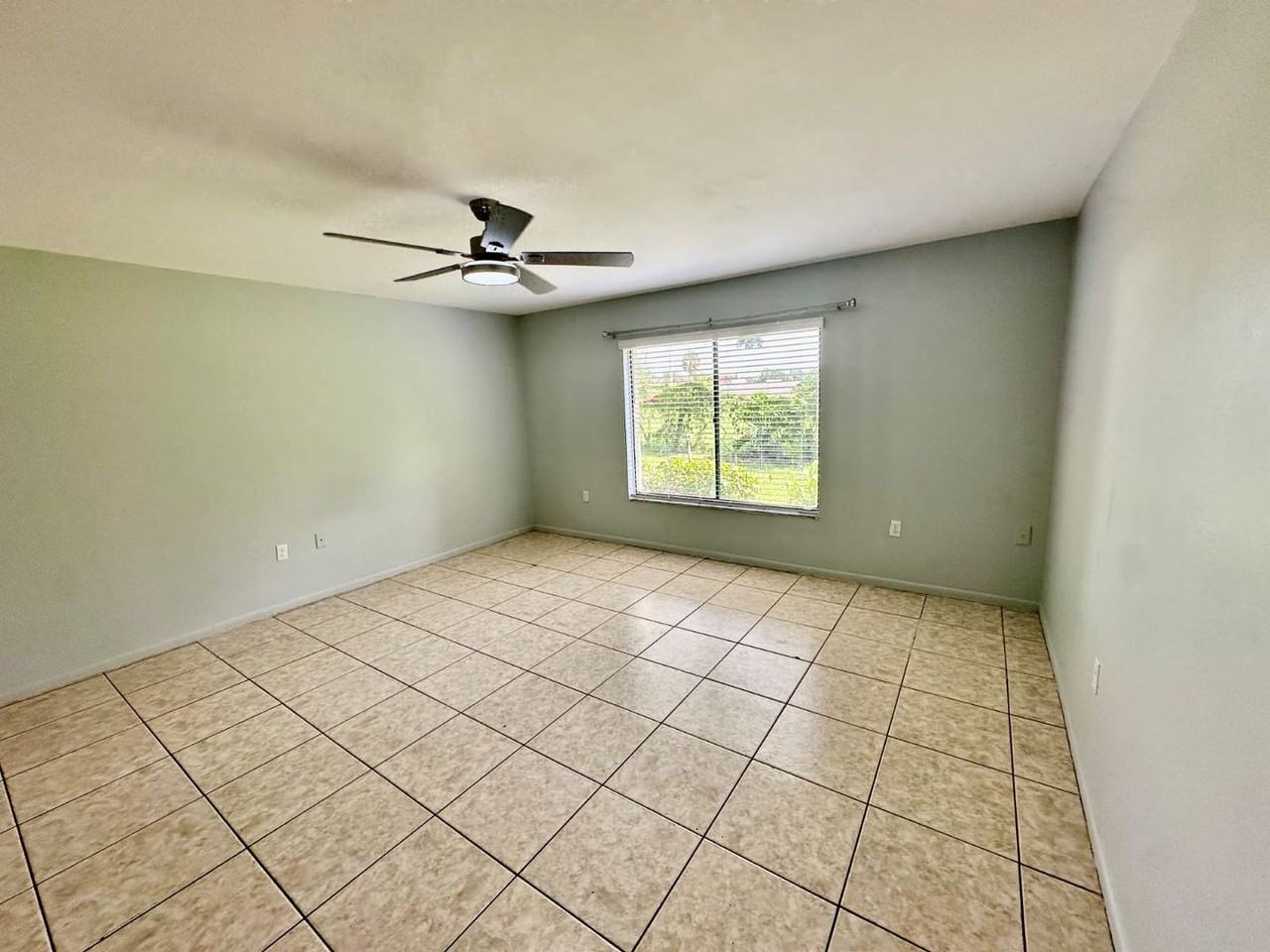 5835 La Costa Dr - Photo 3 of 11