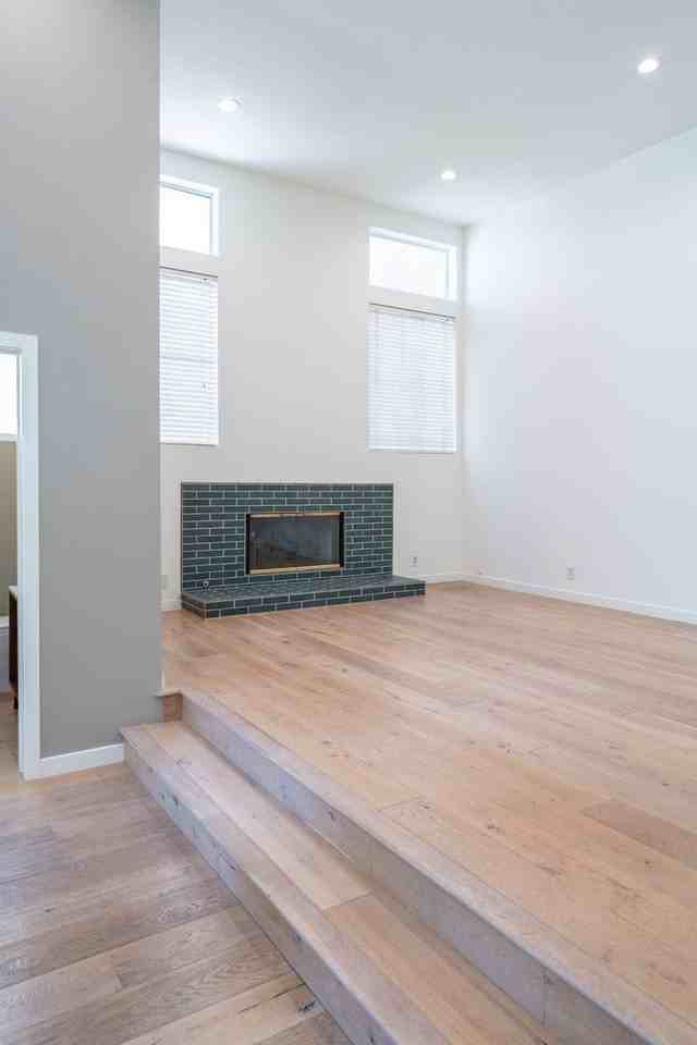 633 Museum Dr - Photo 5 of 48