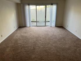 100 Blue Jacket CircleApt 12 #12 - Photo 1 of 1