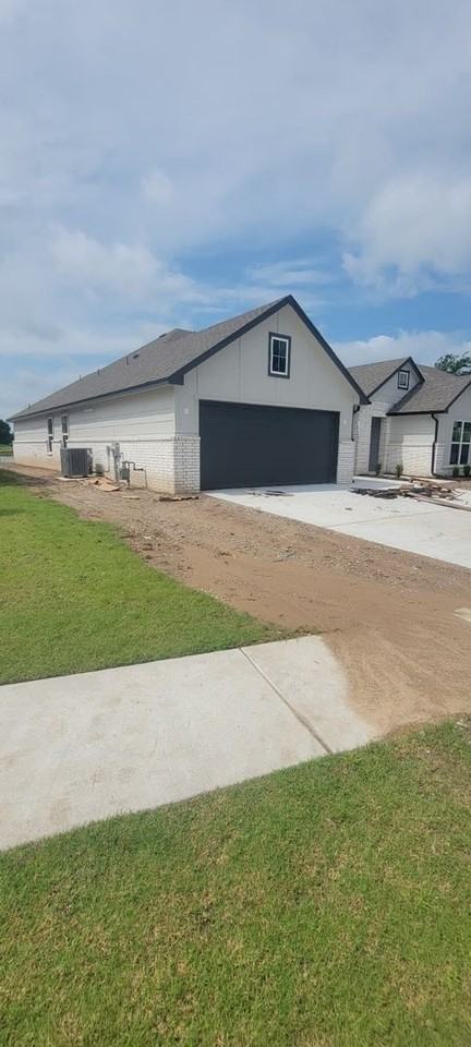 3905 W Laredo St - Photo 6 of 13