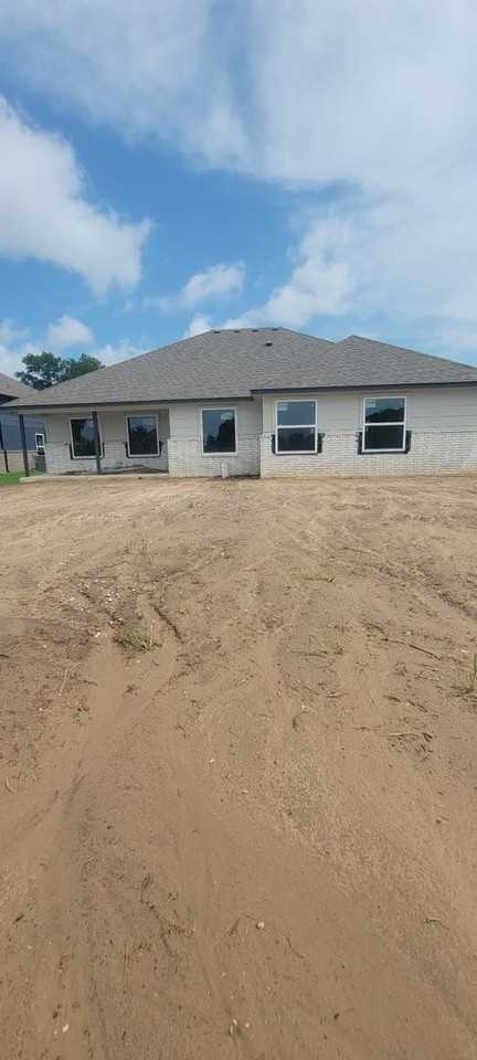 3905 W Laredo St - Photo 7 of 13