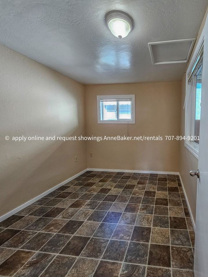 45 Cherry Creek Rd - Photo 6 of 9