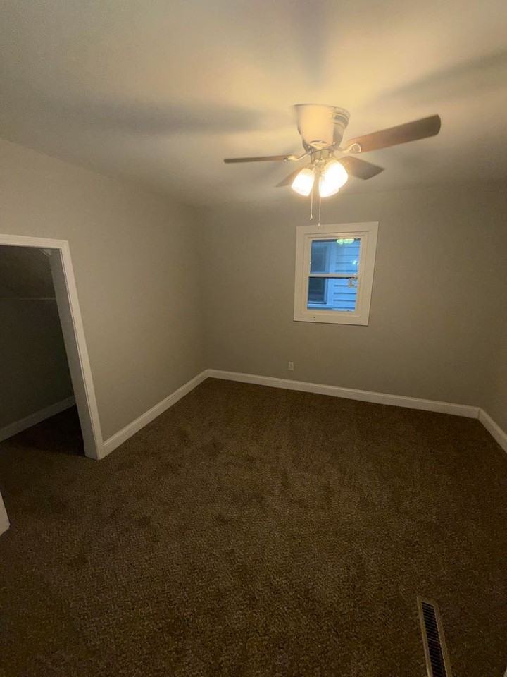 622 Taylor Ave - Photo 6 of 10