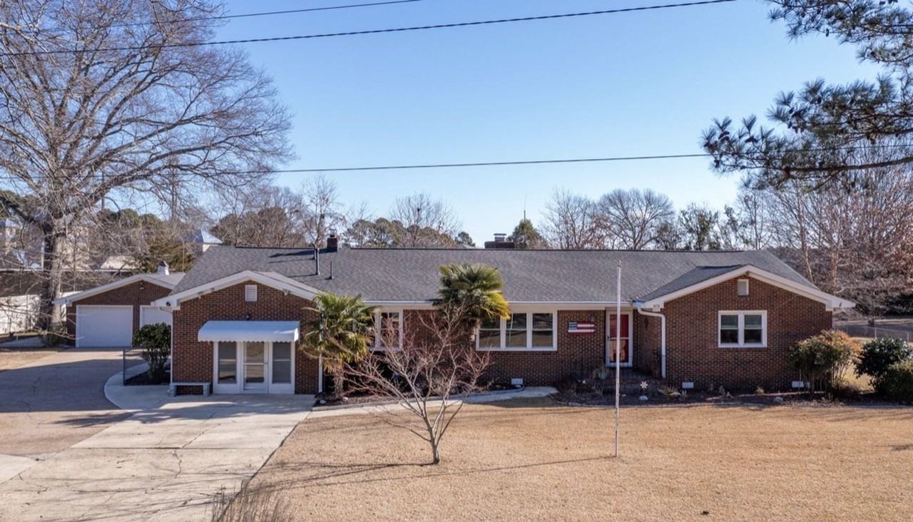 1404 Shelton Rd - Photo 5 of 50