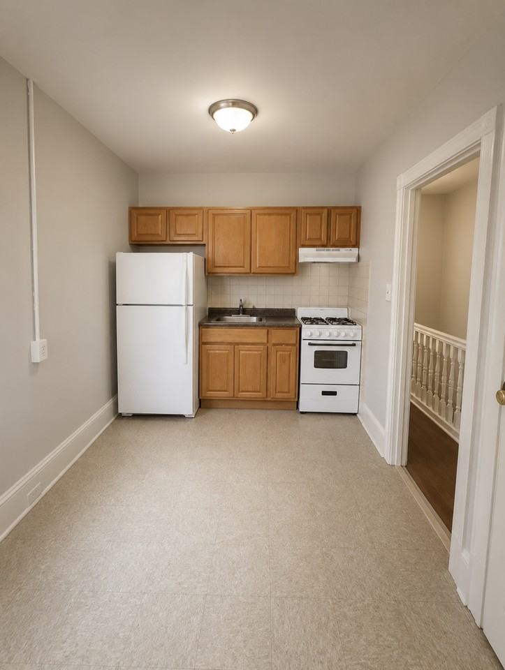 113 N Peach St #2 - Photo 5 of 5