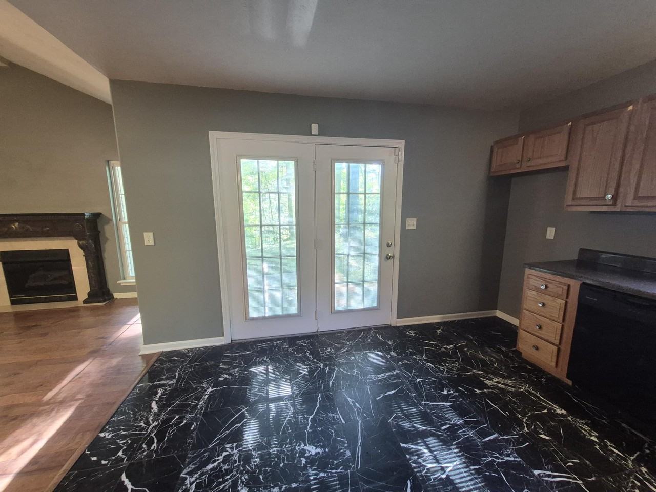 712 Michael Dr #1 - Photo 2 of 45