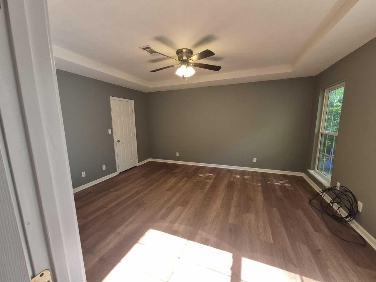 712 Michael Dr #1 - Photo 3 of 45