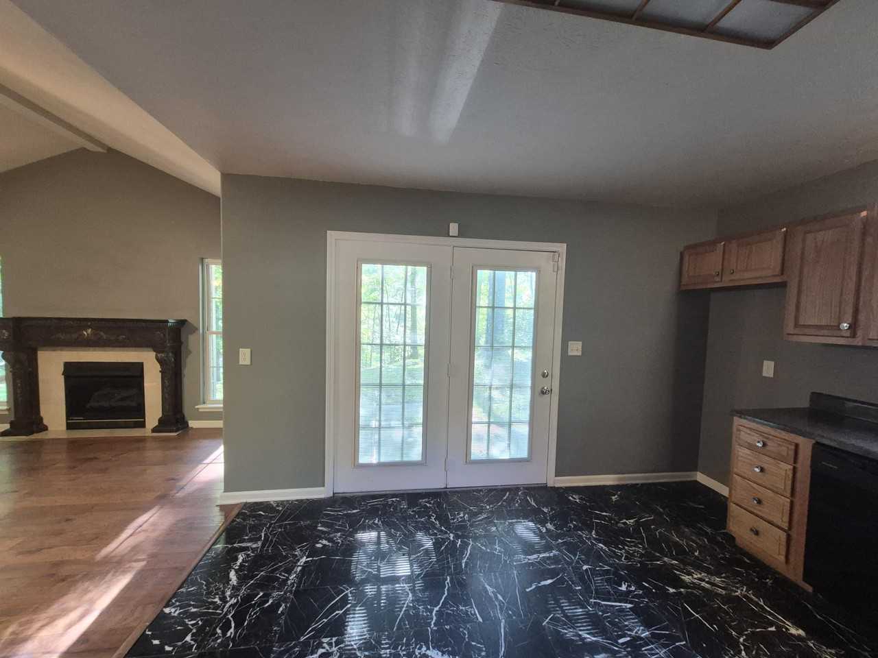 712 Michael Dr #1 - Photo 7 of 35