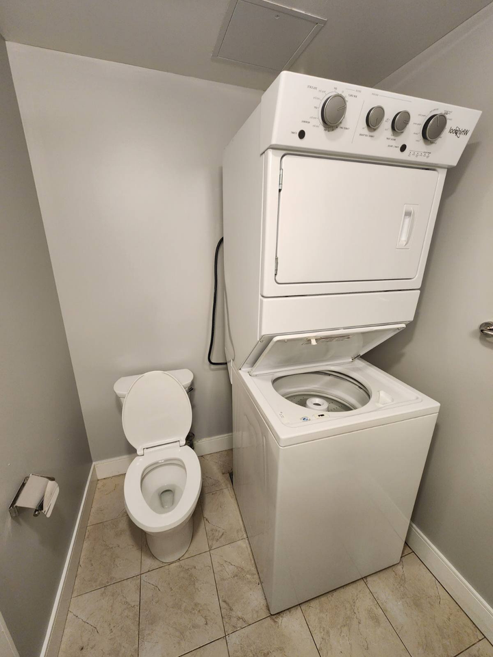 1 Wellington St #705 - Photo 7 of 16