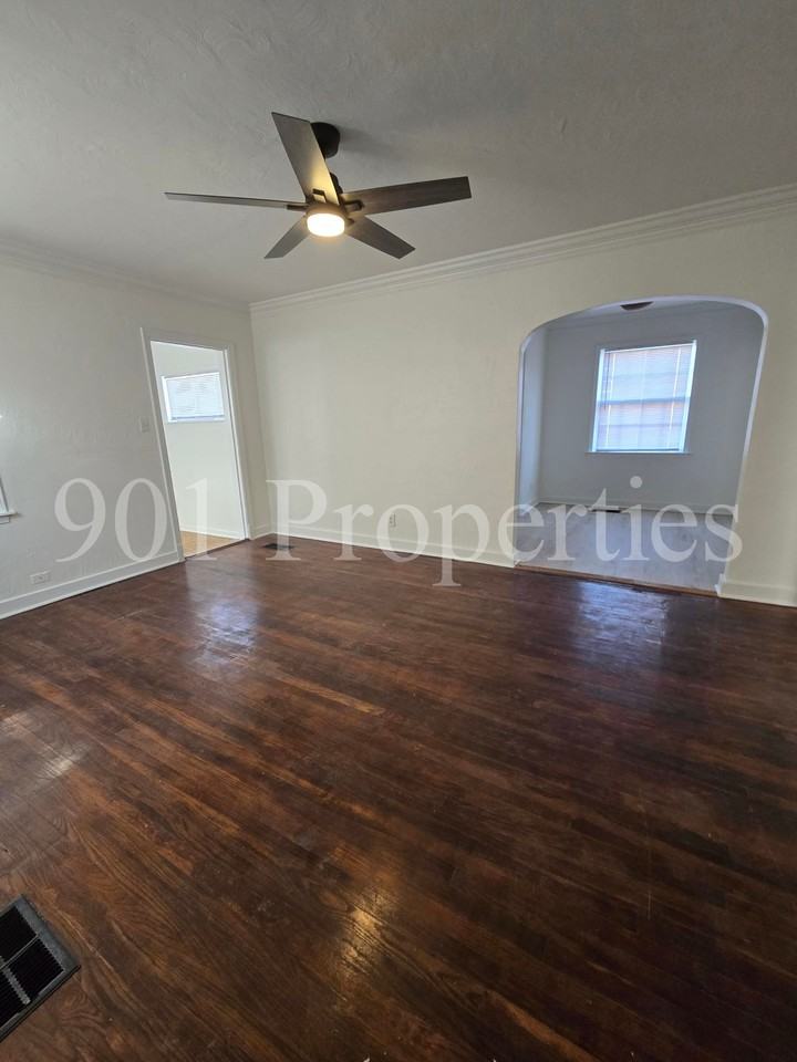 3708 Park Ave #1 - Photo 3 of 15