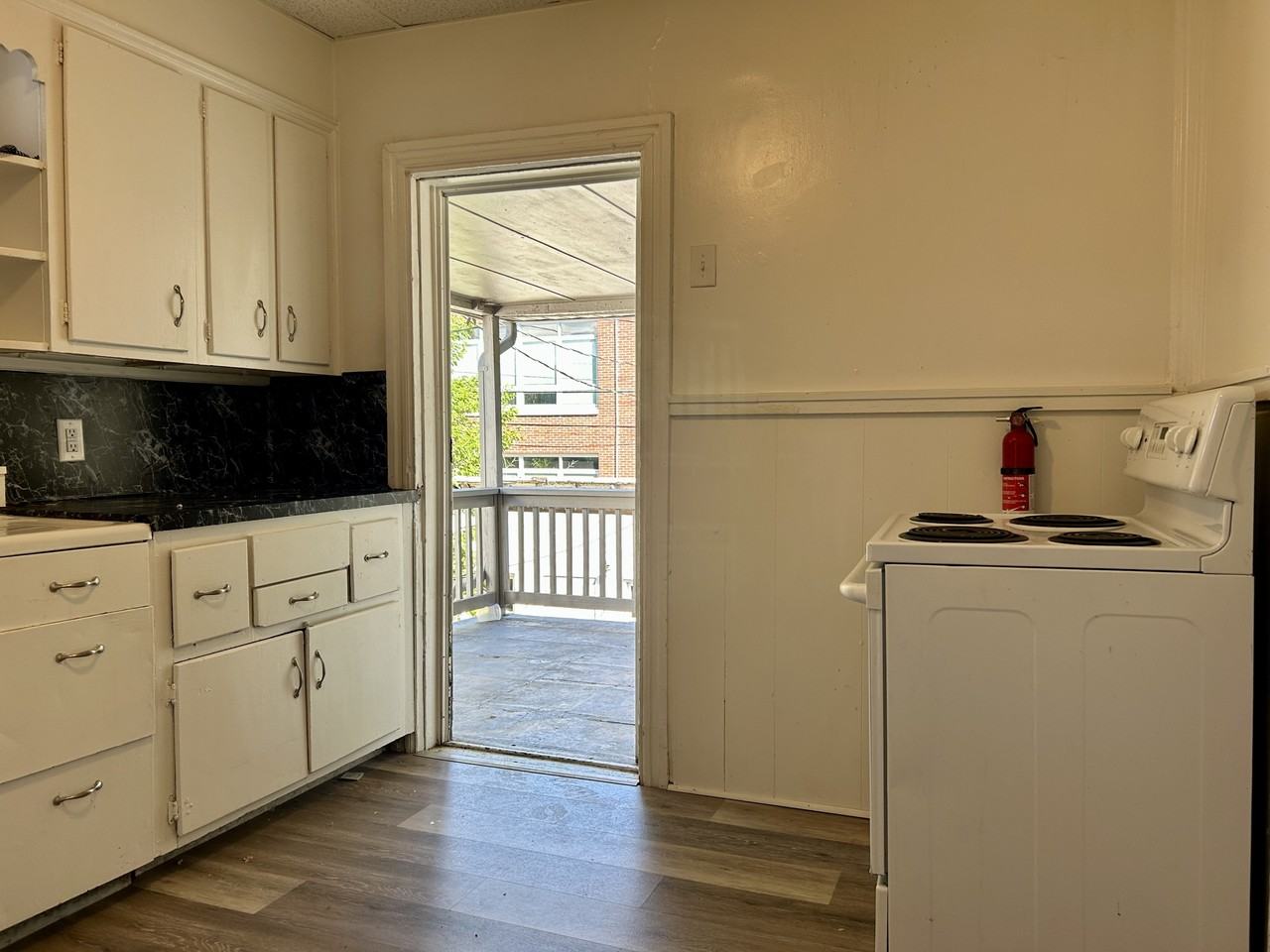 281 W Cottage Pl #2 - Photo 3 of 11